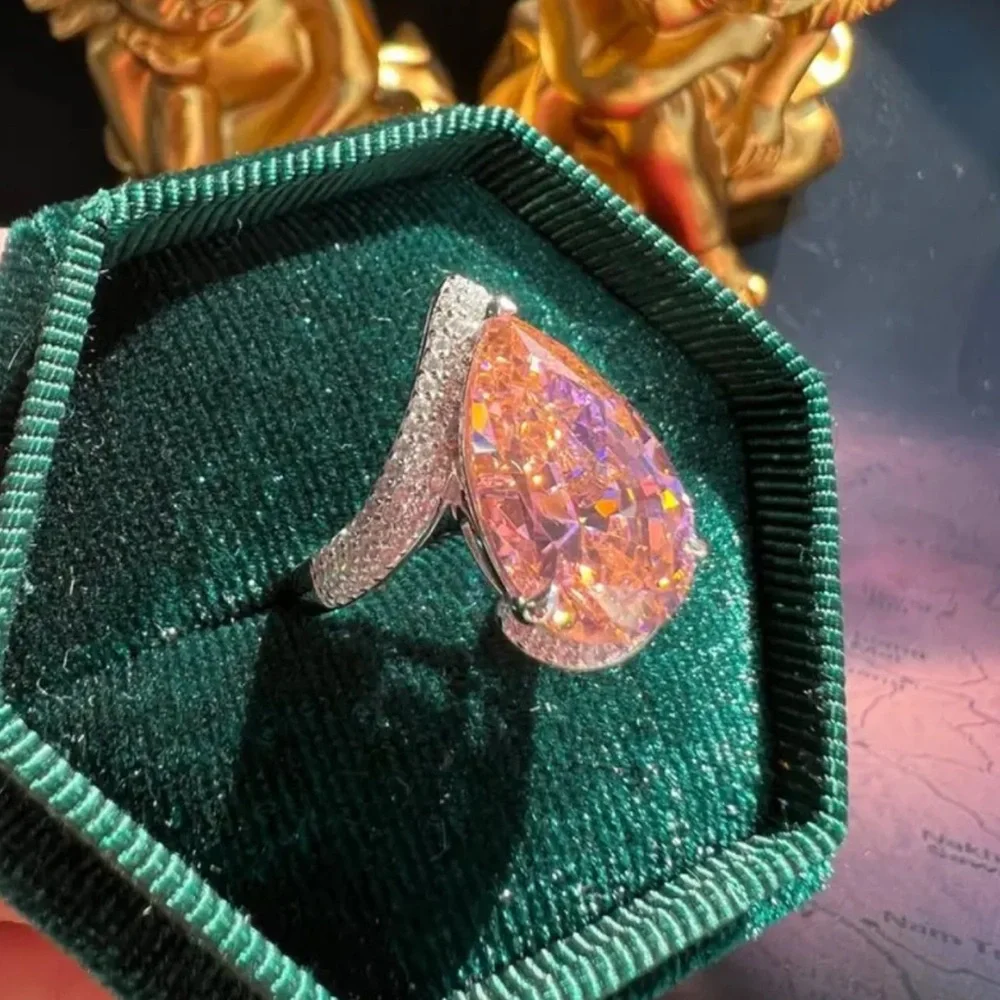 New Beautiful Aurora Teardrop Luxe Ring